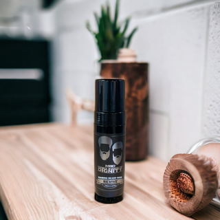 MANLY BADGE OF DIGNITY FOAMING BEARD WASH